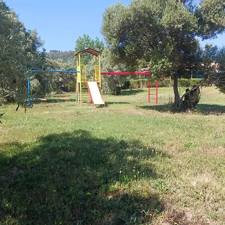 Rock Lefkada City